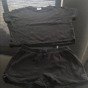 Two pic set